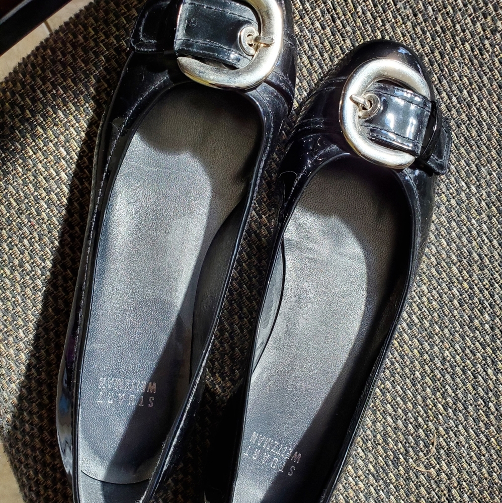 Stuart Weitzman size 7 black leather flats with silver buckle made in Spain